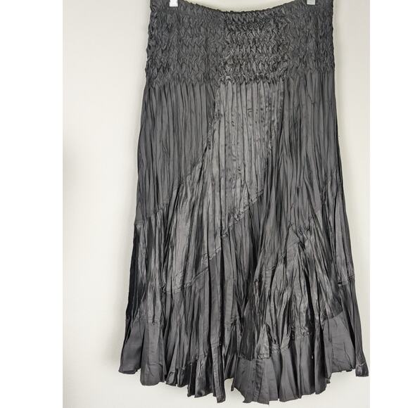 Black Satin Skirt Witchy Diagonal tiers crinkled and tucks Sz L W 30-36"Leng 30" - Picture 1 of 9